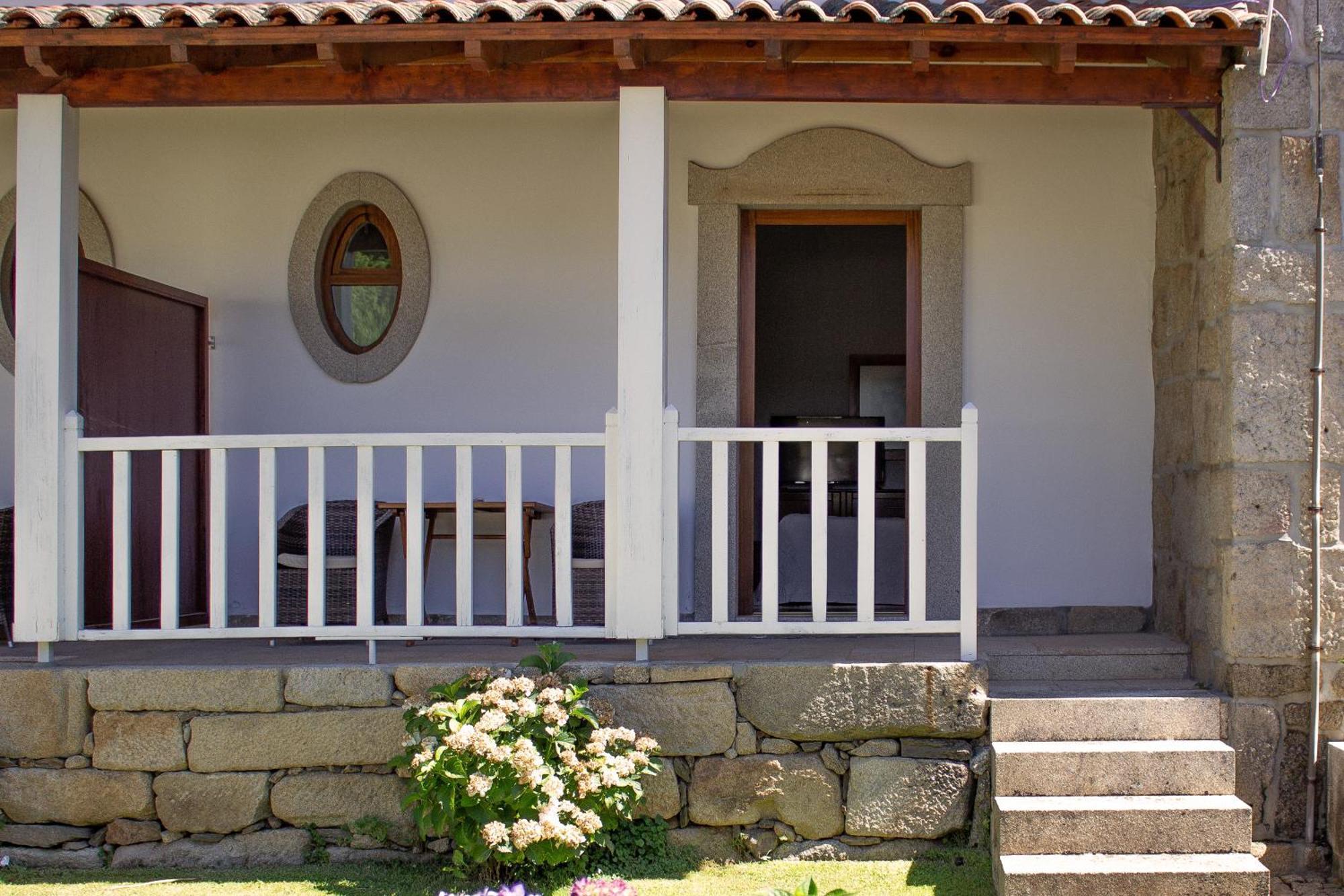 Hotel Rural Casa De Samaioes Chaves Exterior foto