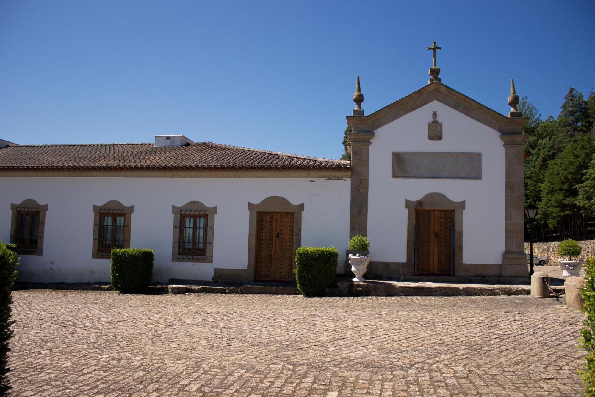 Hotel Rural Casa De Samaioes Chaves Exterior foto
